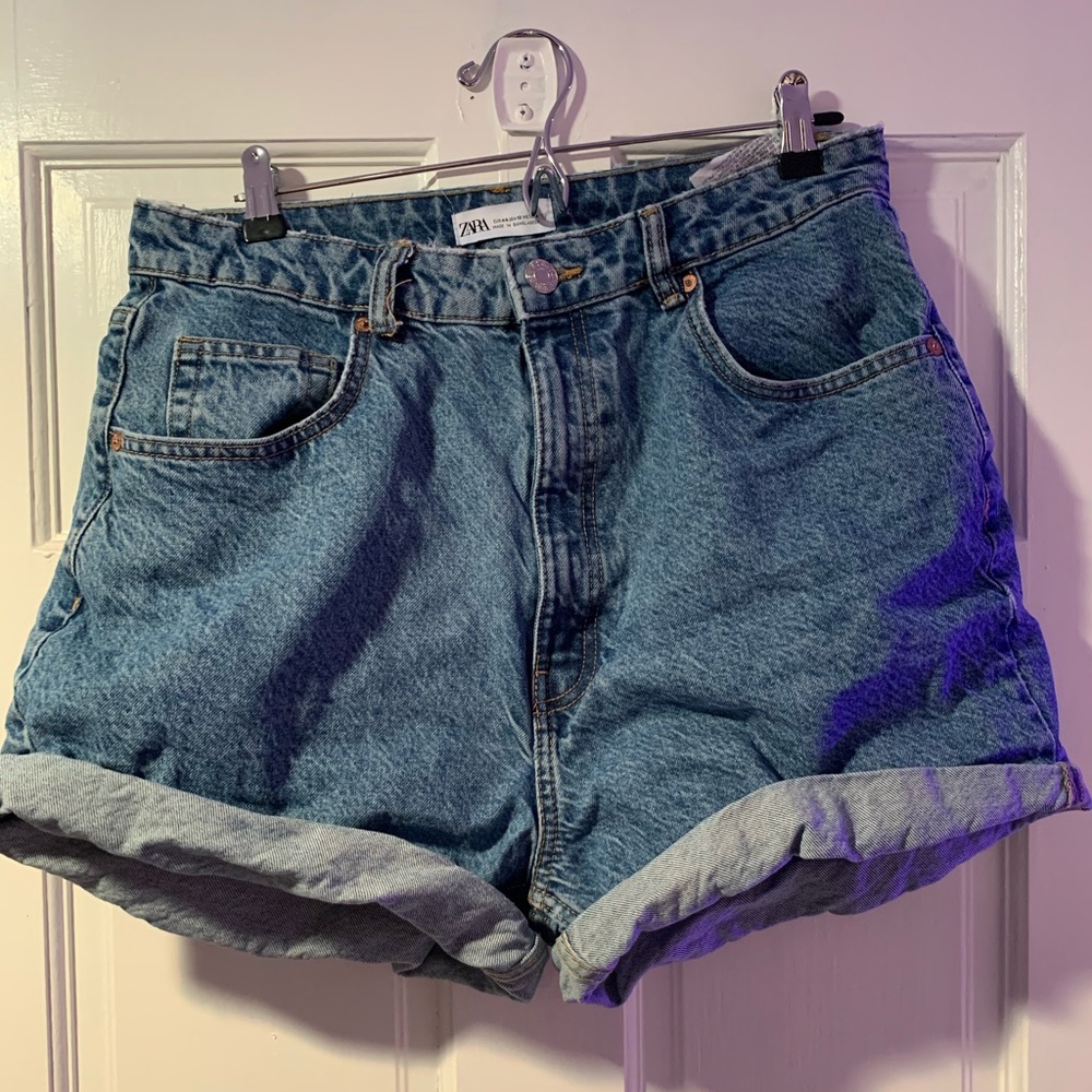 ZARA Highwaisted Shorts